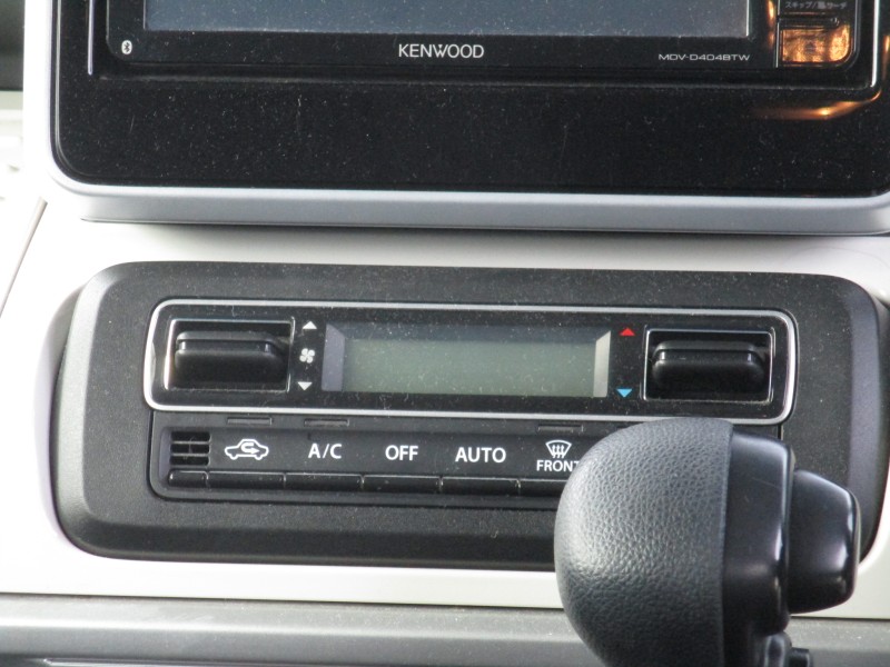 スズキ スペーシア13枚目