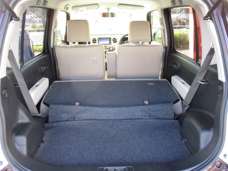 ダイハツ ミラココア7枚目