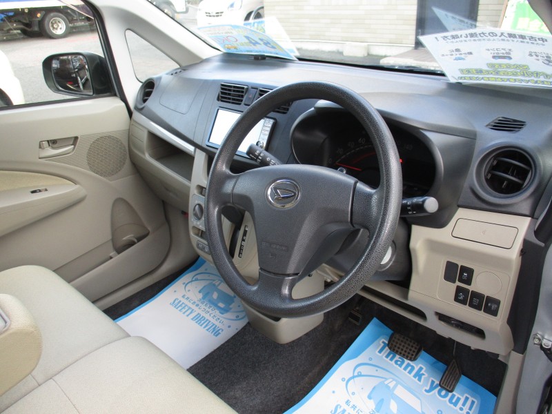 ダイハツ ムーヴ8枚目