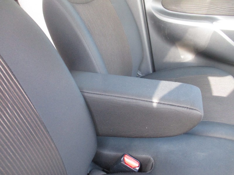 ニッサン デイズ9枚目