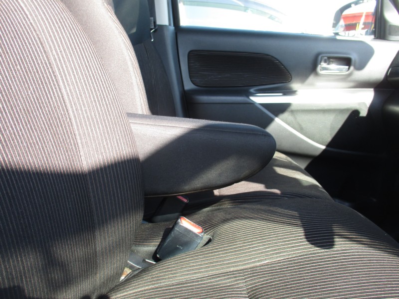 三菱 eKスペース9枚目