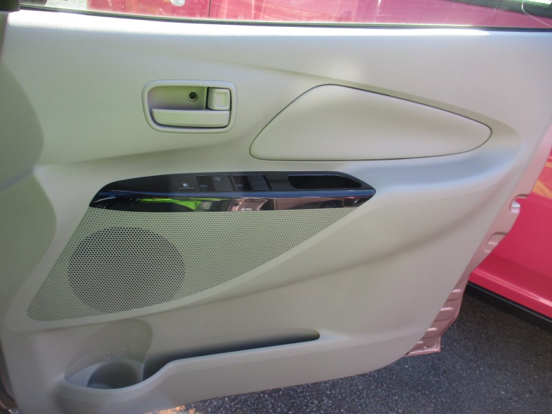 三菱 eKワゴン20枚目