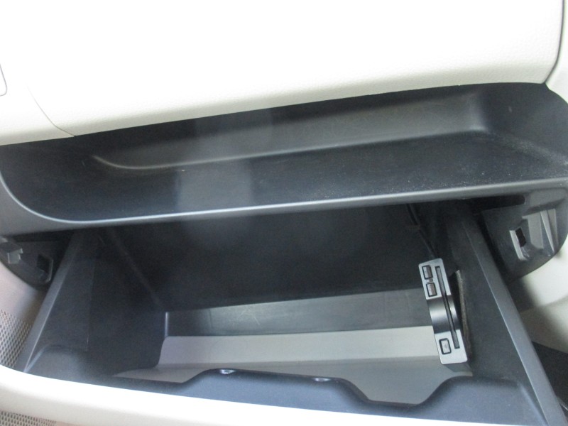 三菱 eKワゴン14枚目