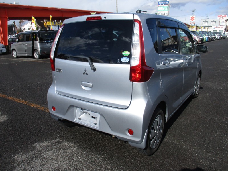 三菱 eKワゴン3枚目
