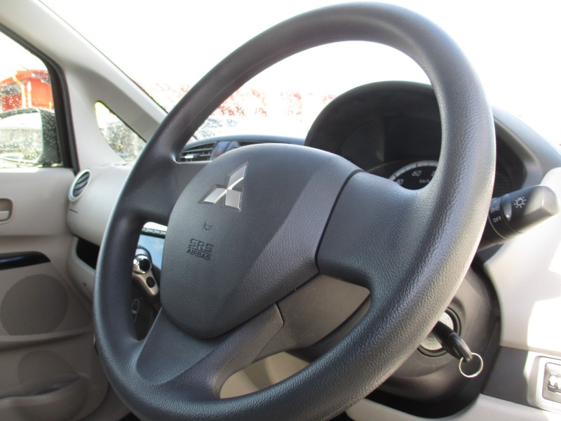 三菱 eKワゴン8枚目