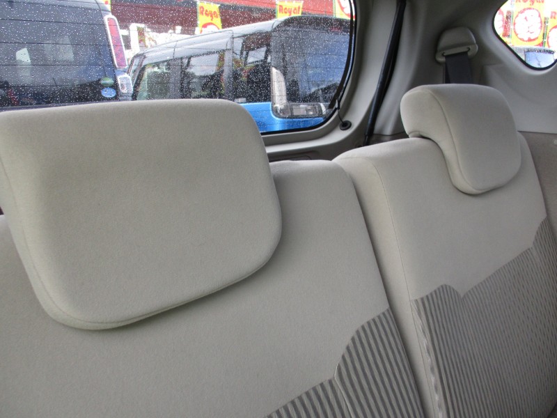 ダイハツ ムーヴ24枚目