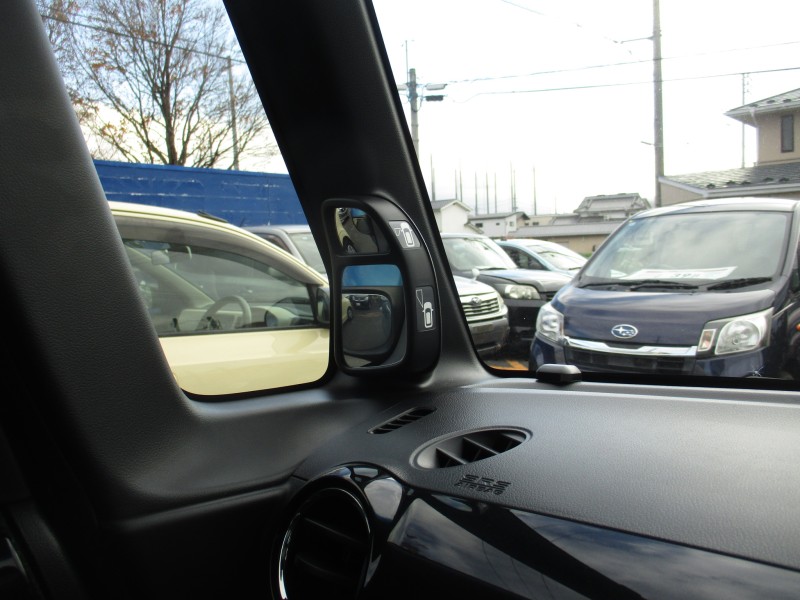 ホンダ N BOX13枚目