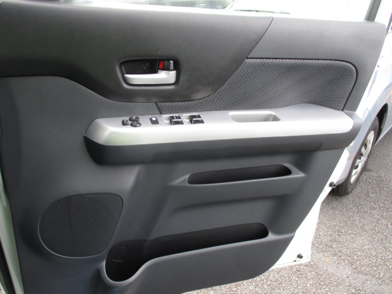 スズキ スペーシア26枚目