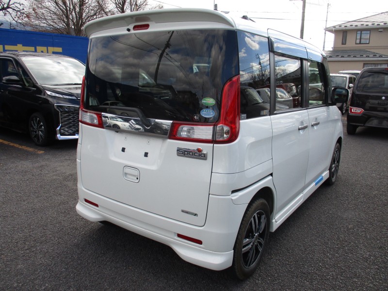 スズキ スペーシア3枚目