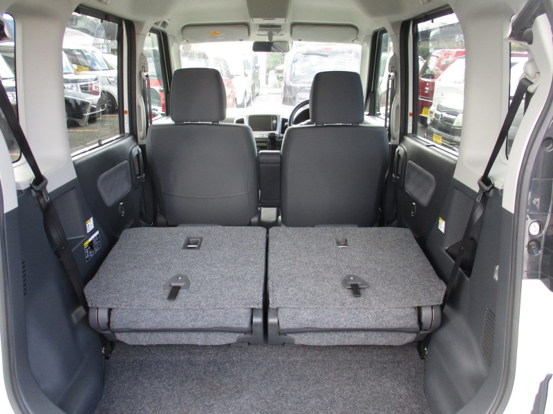 スズキ スペーシア7枚目