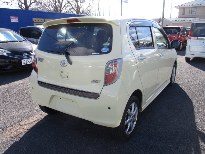 トヨタ ピクシスエポック3枚目