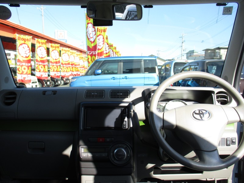 トヨタ ピクシススペース10枚目