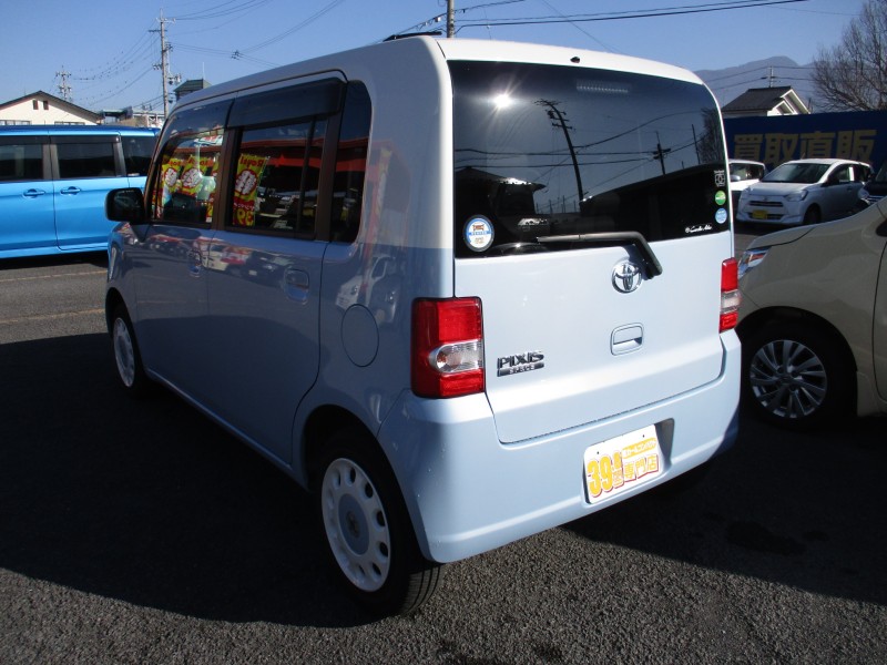トヨタ ピクシススペース5枚目