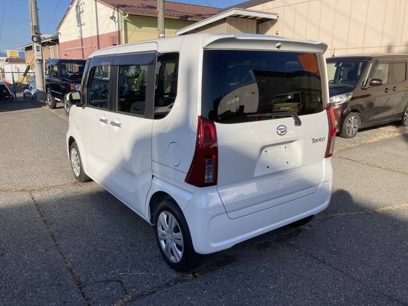 ダイハツ タント3枚目