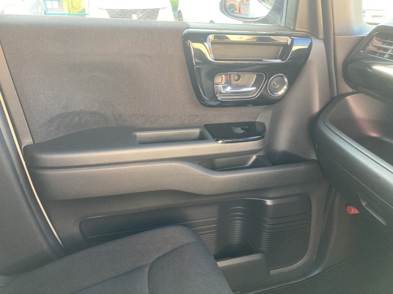 ホンダ N BOX17枚目