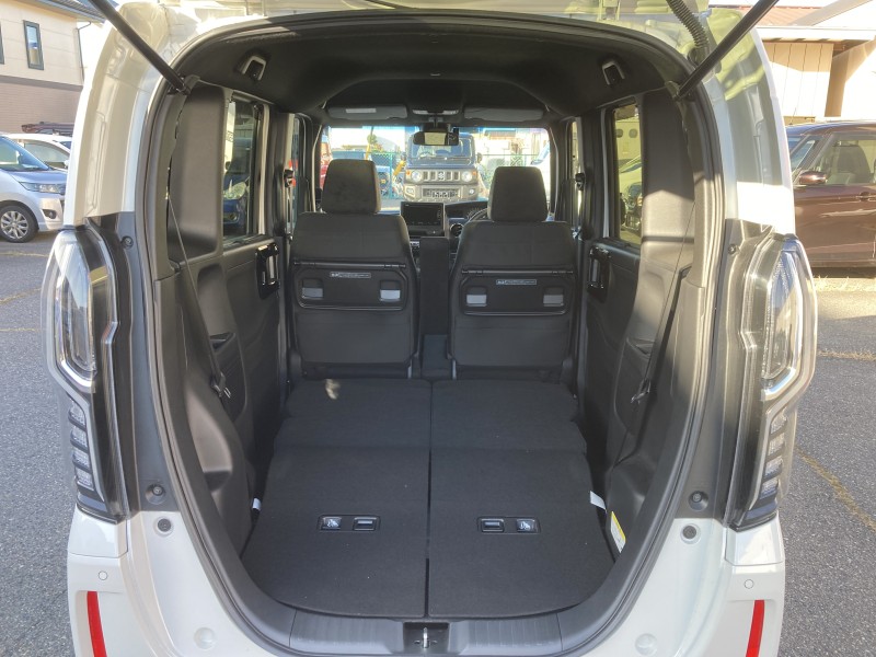 ホンダ N BOX6枚目