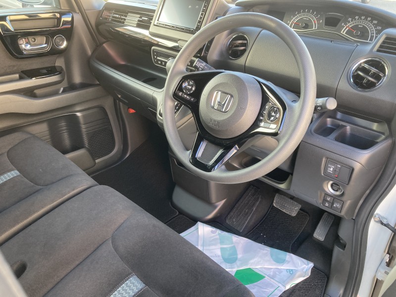 ホンダ N BOX7枚目