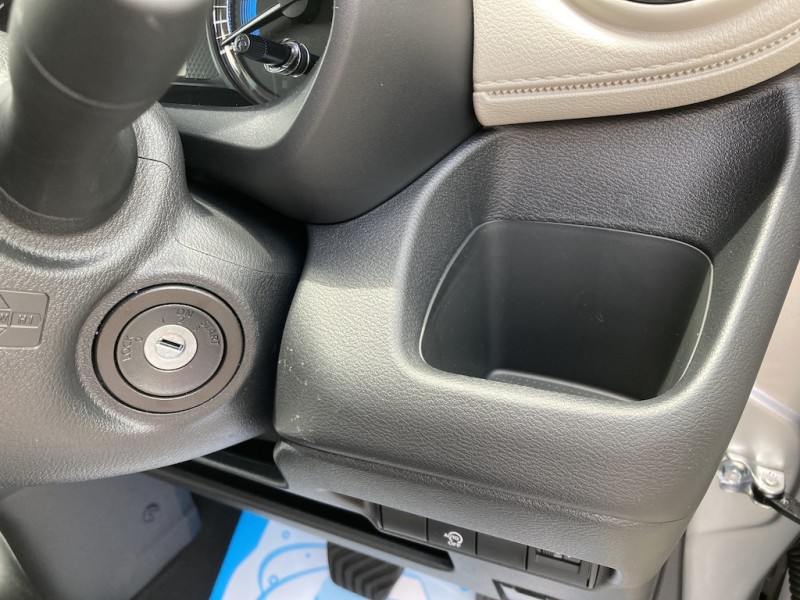 三菱 eKワゴン21枚目