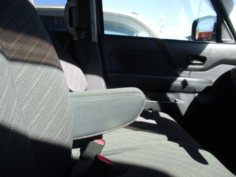 スズキ スペーシア9枚目