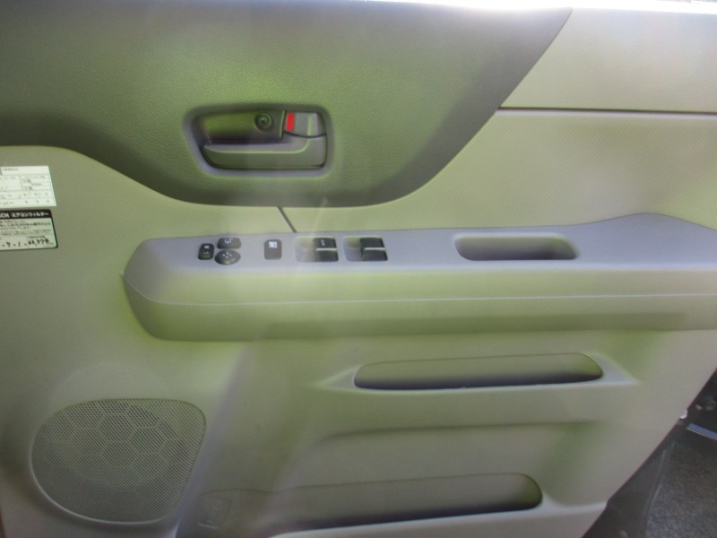 スズキ スペーシア23枚目