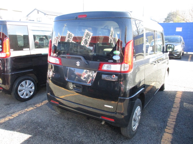 スズキ スペーシア3枚目