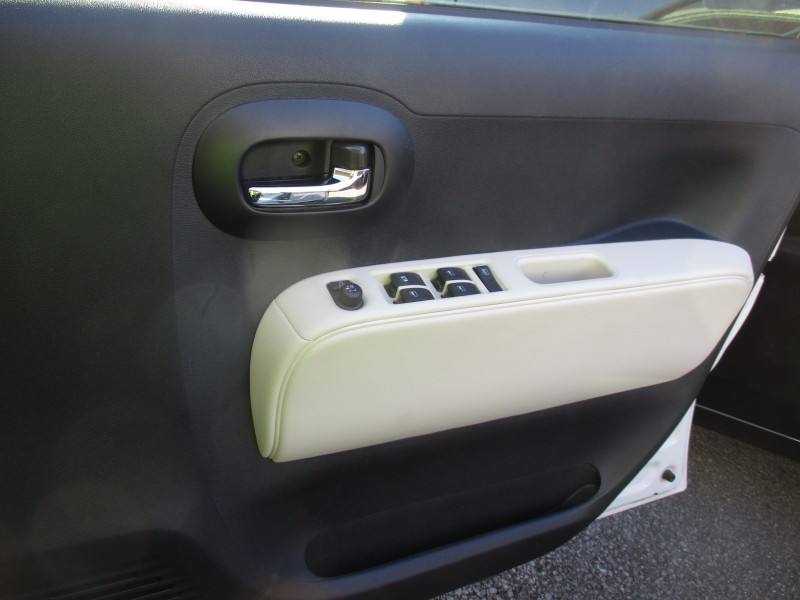 ダイハツ ミラココア21枚目