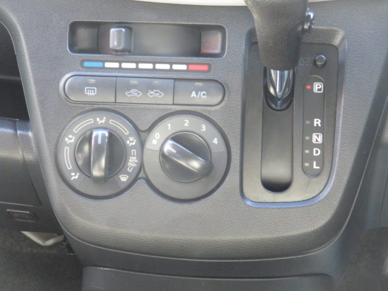 スズキ ワゴンR13枚目