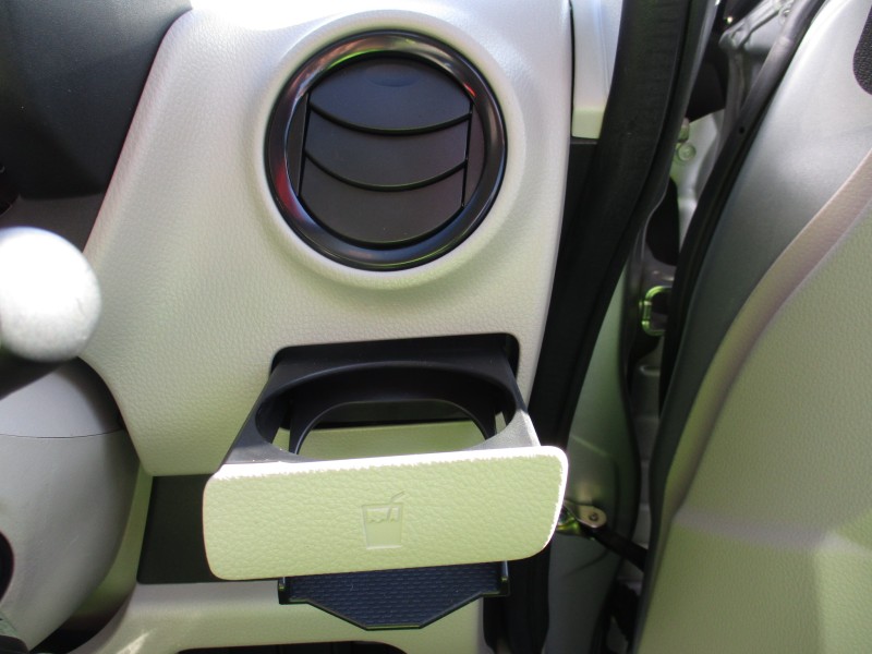 三菱 eKワゴン15枚目