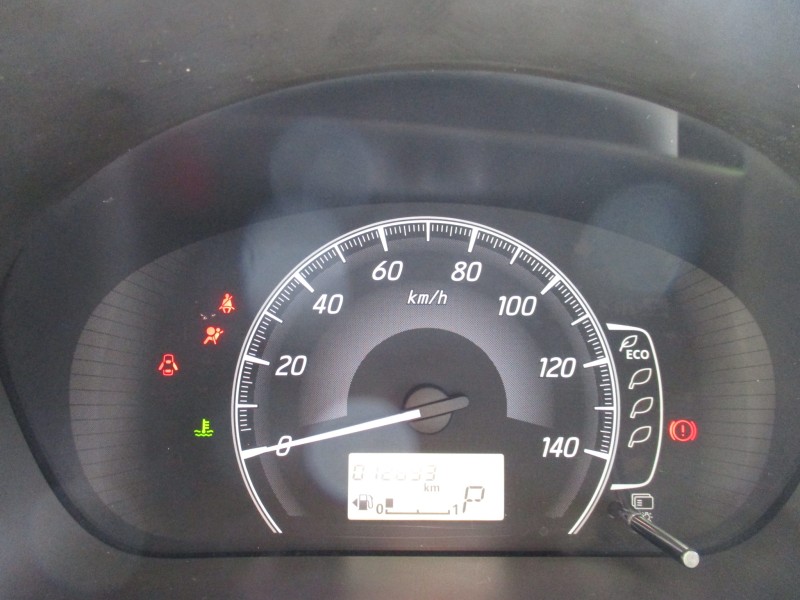 三菱 eKワゴン19枚目