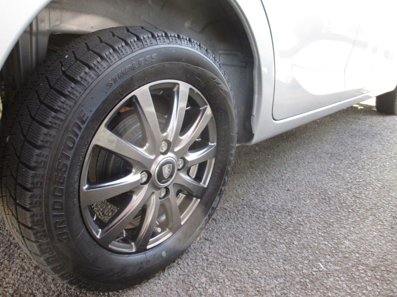 三菱 eKワゴン27枚目