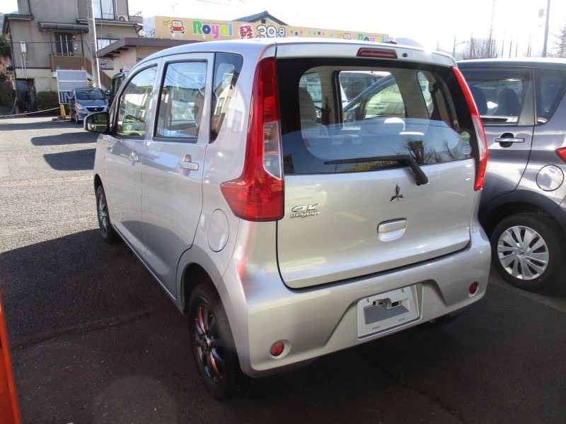 三菱 eKワゴン5枚目