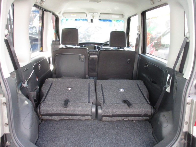 ダイハツ タント7枚目