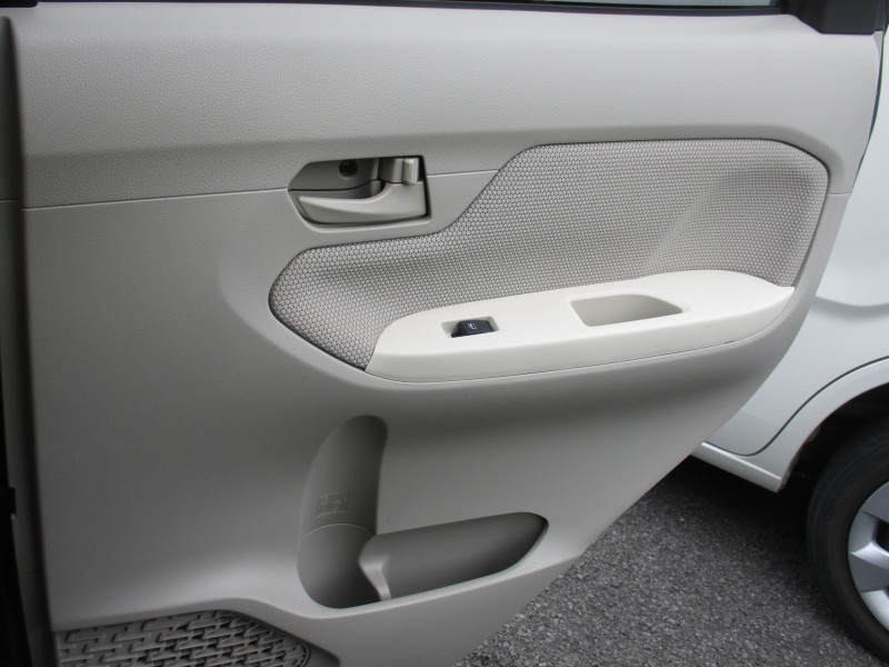 ダイハツ ムーヴ26枚目