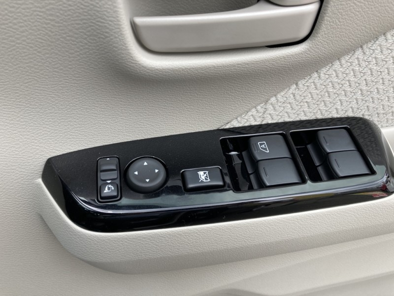 三菱 eKワゴン19枚目