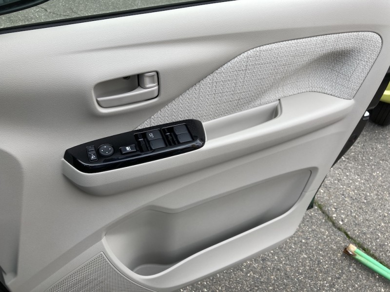 三菱 eKワゴン20枚目