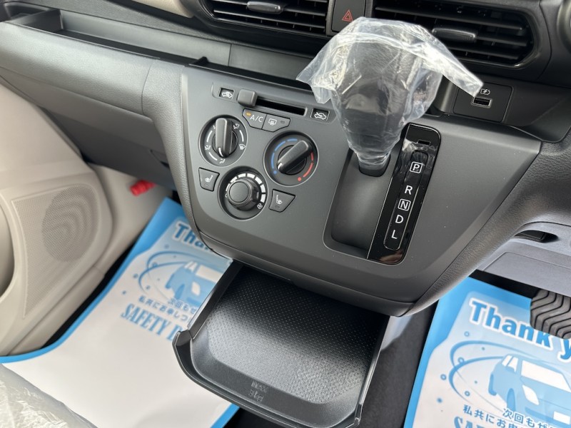 三菱 eKワゴン11枚目