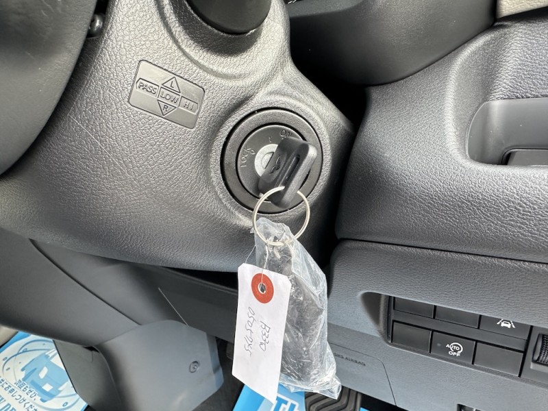 三菱 eKワゴン21枚目