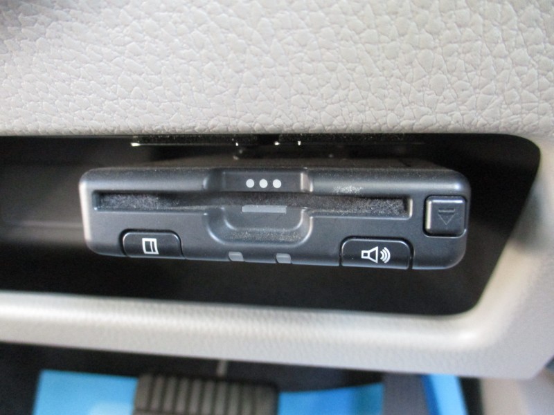 三菱 eKスペース20枚目