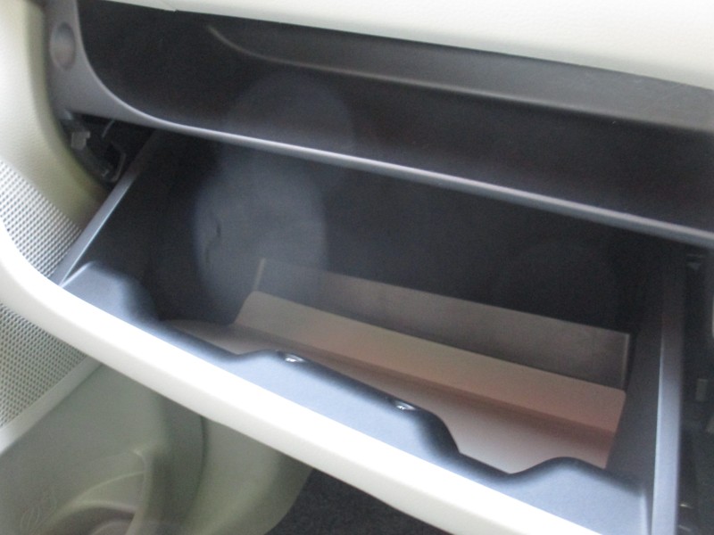 三菱 eKワゴン14枚目