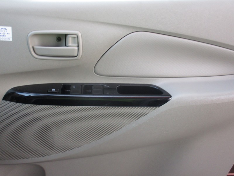 三菱 eKワゴン20枚目