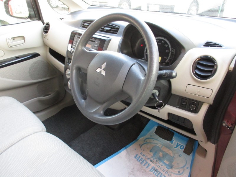 三菱 eKワゴン8枚目