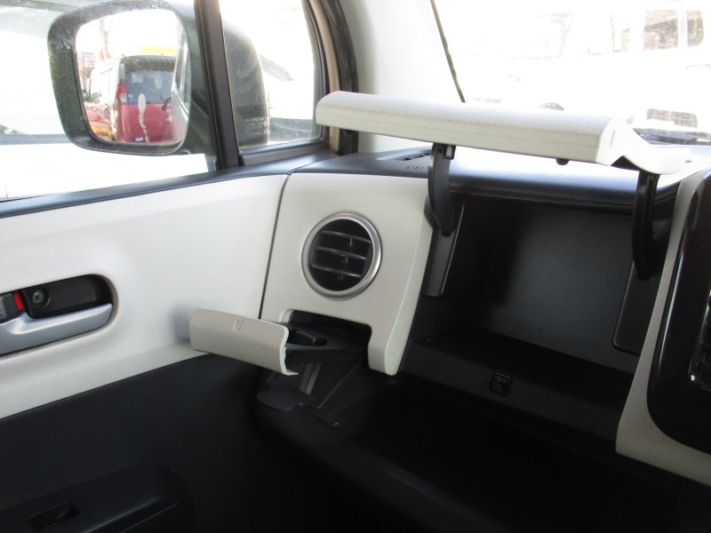 スズキ MRワゴン14枚目