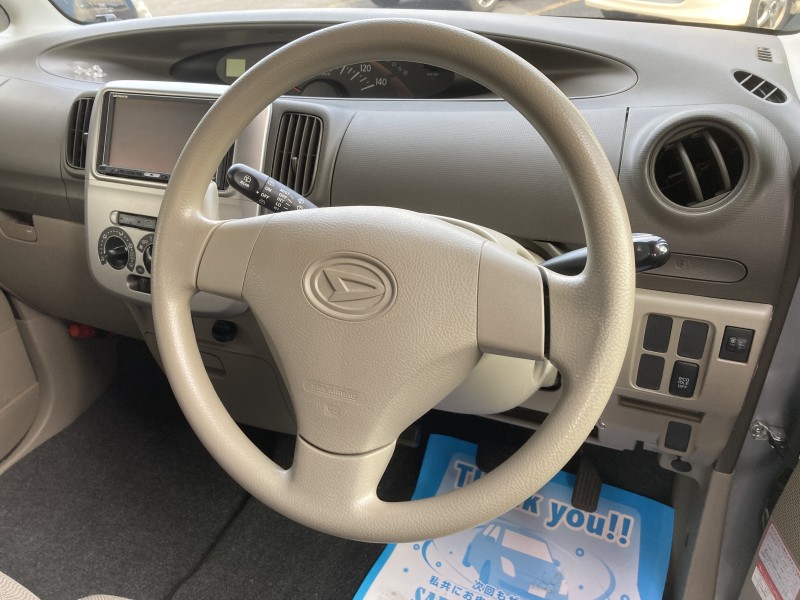 ダイハツ タント8枚目