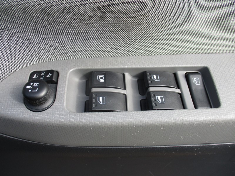 トヨタ ピクシスジョイ24枚目