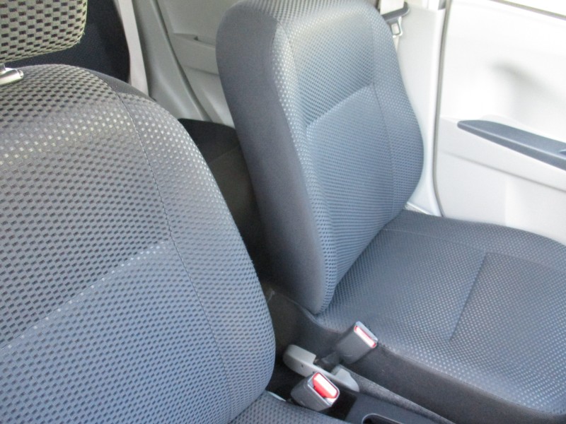 ダイハツ ミライース9枚目