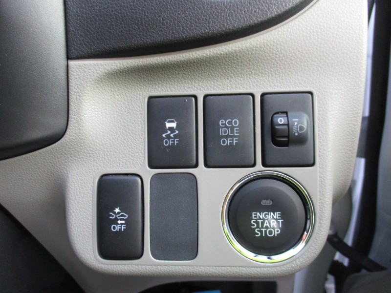 ダイハツ ミライース18枚目