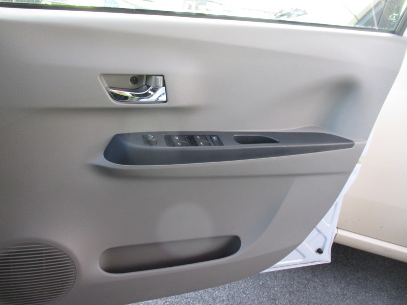 ダイハツ ミライース22枚目