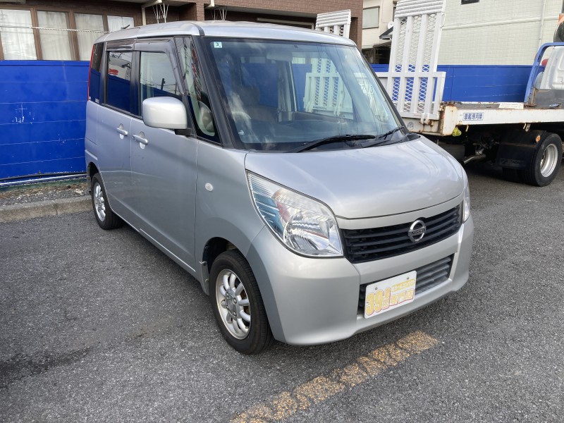 ニッサン ルークス2枚目