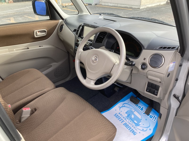 ニッサン ルークス5枚目