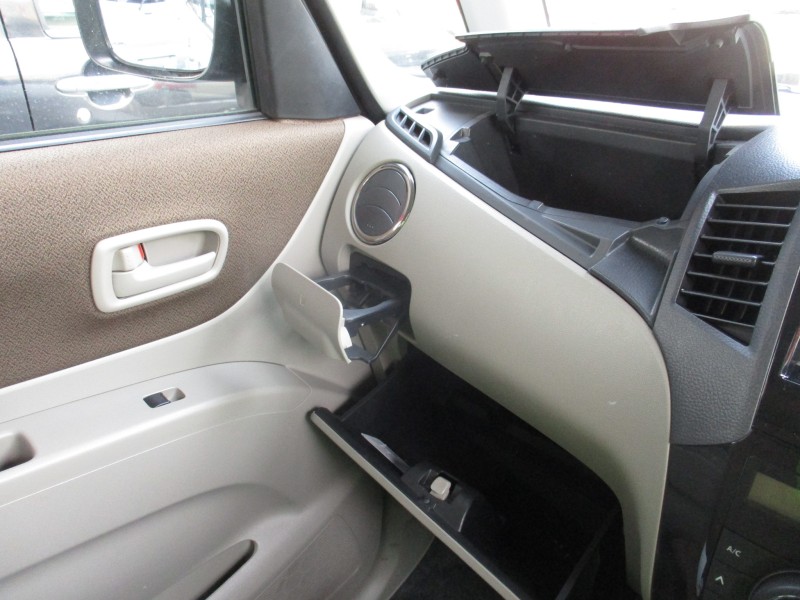 ニッサン ルークス15枚目